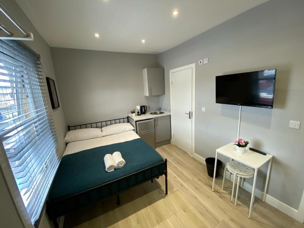 Eurostar City Apartments London Room photo